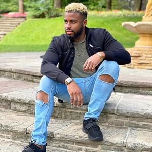 Meet your Posher, Troydel